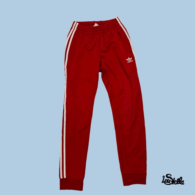 red adidas trackpants❤️