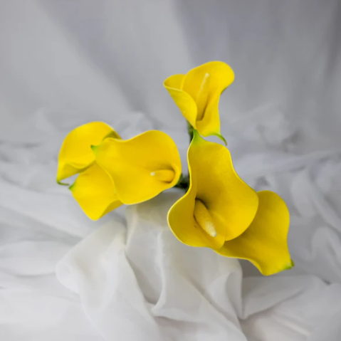 Yellow Mini Calla Lily - Realistic Artificial Flowers - Image 2