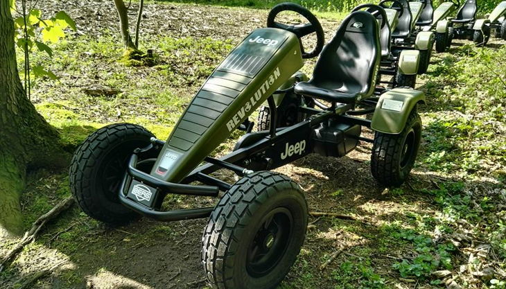 gokart spaß jeep gokarts im wald