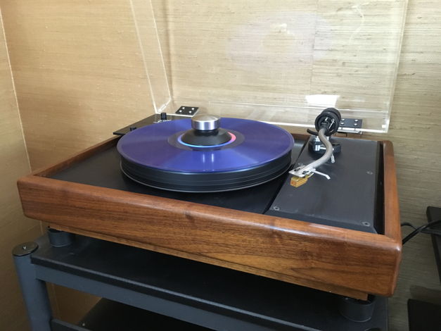VPI Industries HW-19 Classic Turntable with Upgrades an...