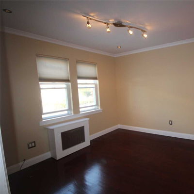 4 Bedroom Close to Gate 6 - Fully Renovated