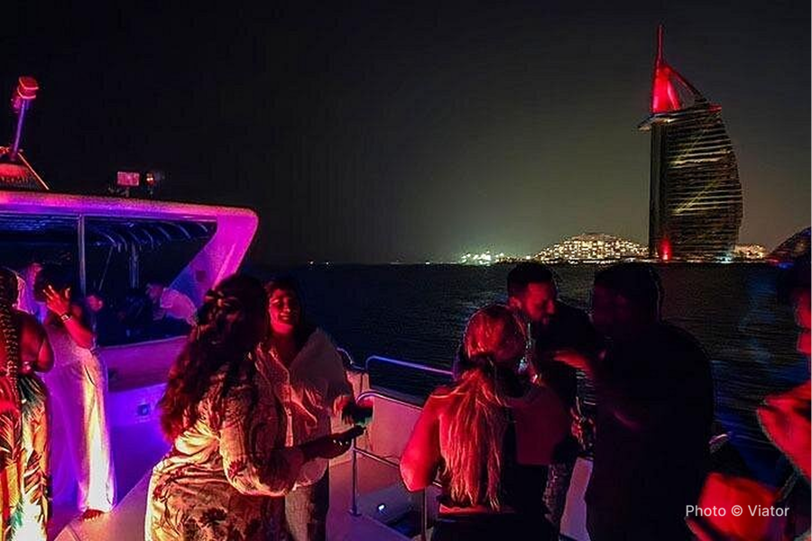 Dubai Marina Yacht Cruise w/ BBQ, Unlimited Drinks & DJ - photo 5