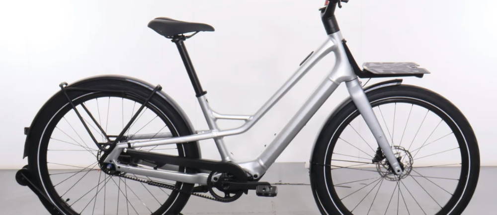 a Specialized Turbo Como SL 5.0 electric city bike