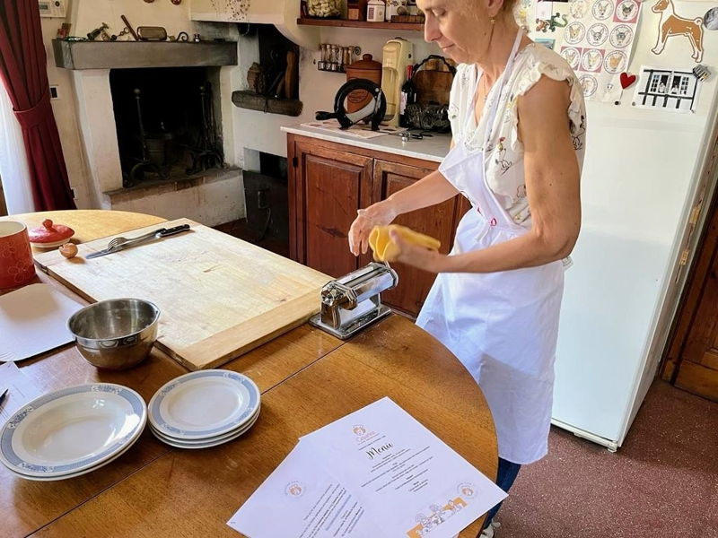 Cooking classes Pistoia: Stuffed egg pasta and chocolate mousse