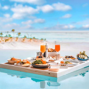Floating Breakfast