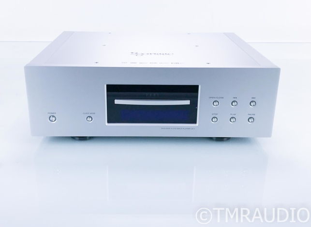 Esoteric UX-1 DVD / SACD / CD Player; Remote (16702)