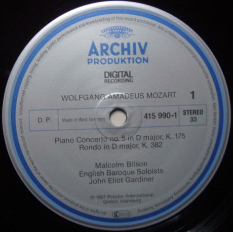 Archiv Digital / GARDINER-BILSON, - Mozart Piano Concer...