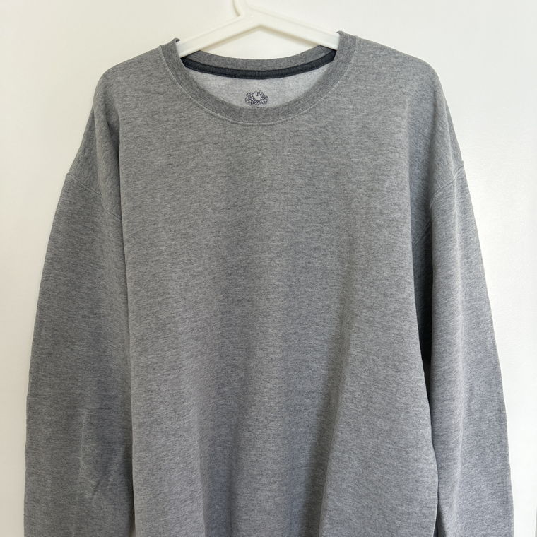 Grey Sweatshirt 