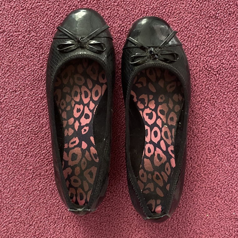 Schwarze Ballerina Schuhe 