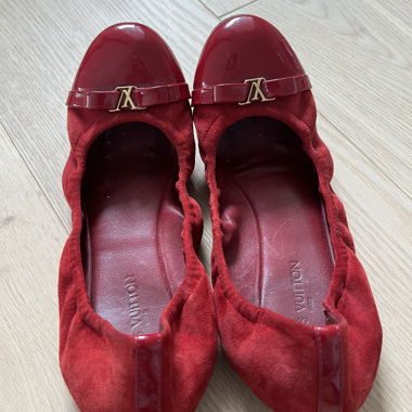 Louis Vuitton red ballerinas 
