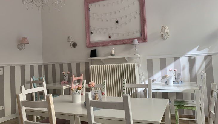 kreativ cafe momentmal räumlichkeiten