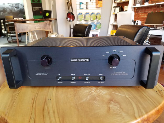 AUDIO RESEARCH LS-15 STEREO PREAMP
