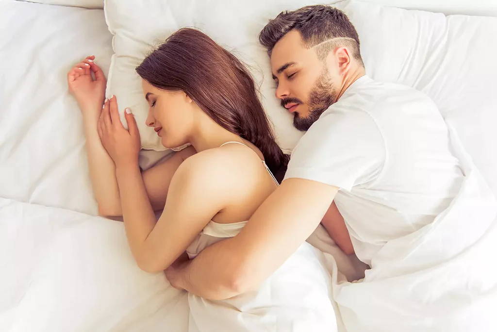 dormir en pareja