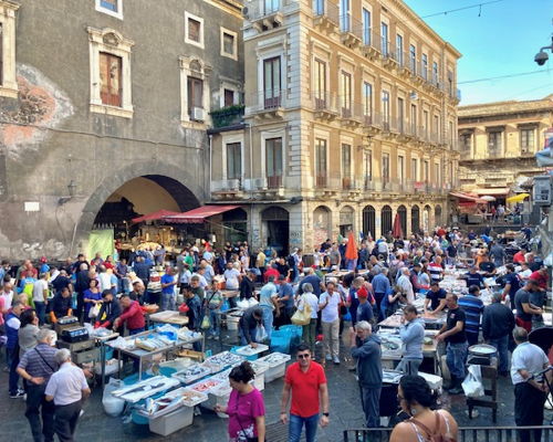 Tour enogastronomici Catania: Tour mercato e pranzo con cooking demo