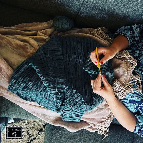 Crochet pattern shawl Norma by juf Sas