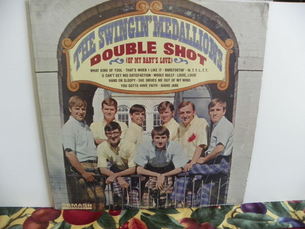THE SWINGIN' MEDALLIONS - DOUBLE SHOT OF MY BABY'S LOVE...