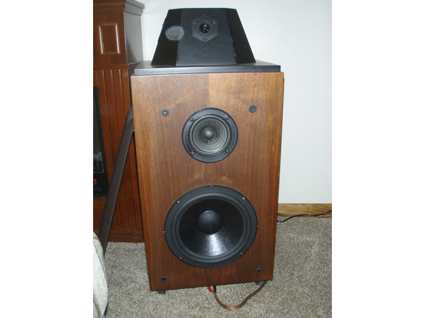 DBX Soundfield 10 Rare Vintage Speakers