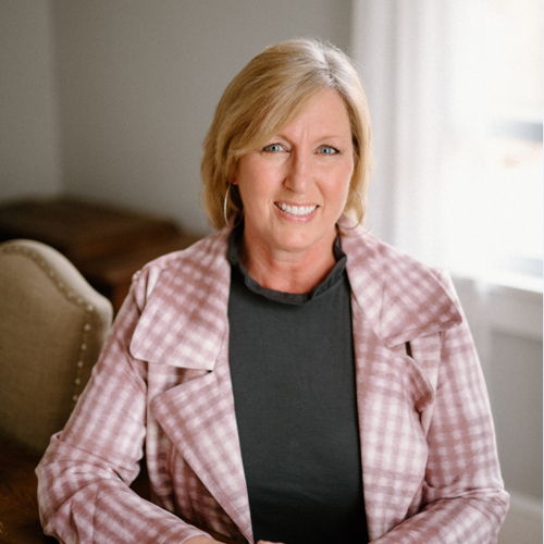 Angela  Andrews