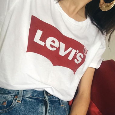 levis tshirt 