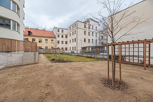  Praha 5
- Kanceláře v zrekonstruovaném klasicistním domě