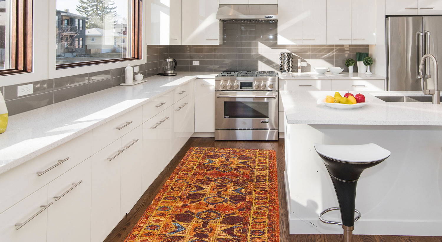 What Types of Rugs are Suitable for Kitchens?