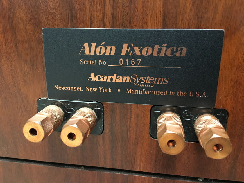 Alon  Exotica  3 way w/ Ribbon tweeter, floorstaning speaker pair (Nola)