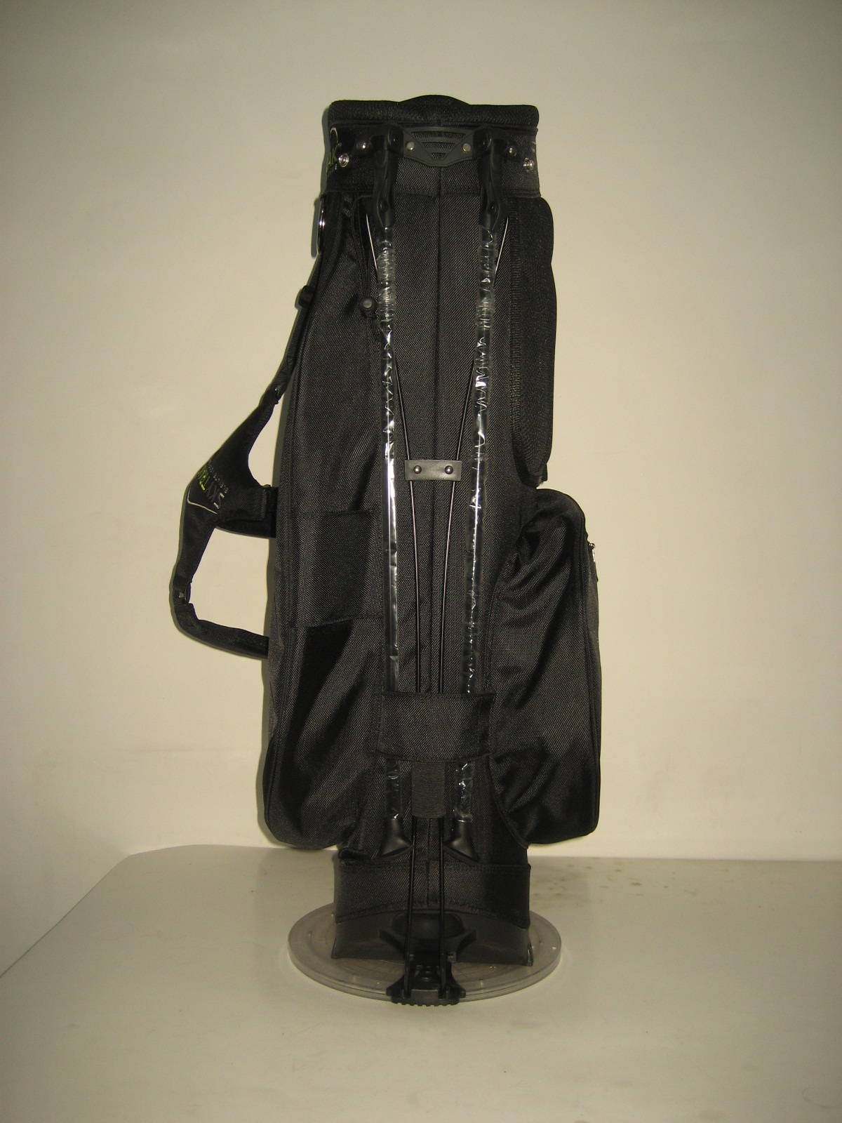 Customised football club golf bags by Golf Custom Bags 206