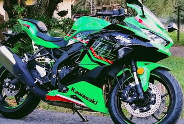 2024 KAWASAKI NINJA ZX-4RR KRT EDITION motorcycle for rent near Hudson, FL