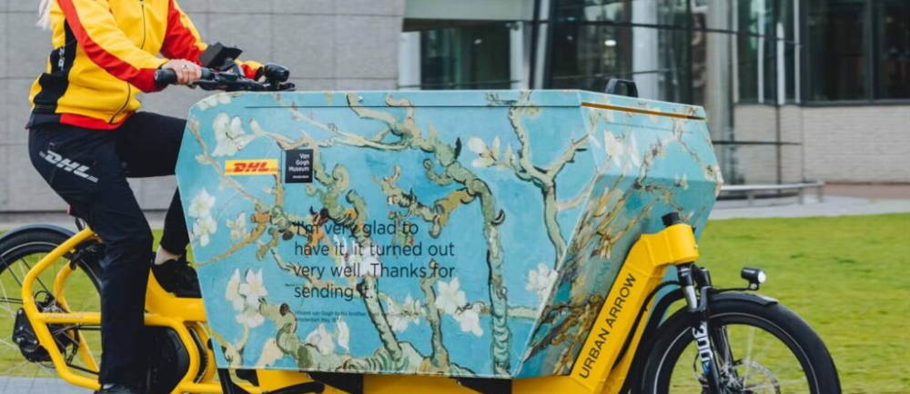 DHL electric cargo bike Urban Arrow