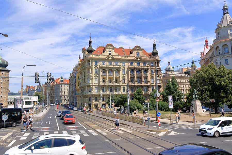 Prague Orientation 1-Hour Bus Tour - photo 2