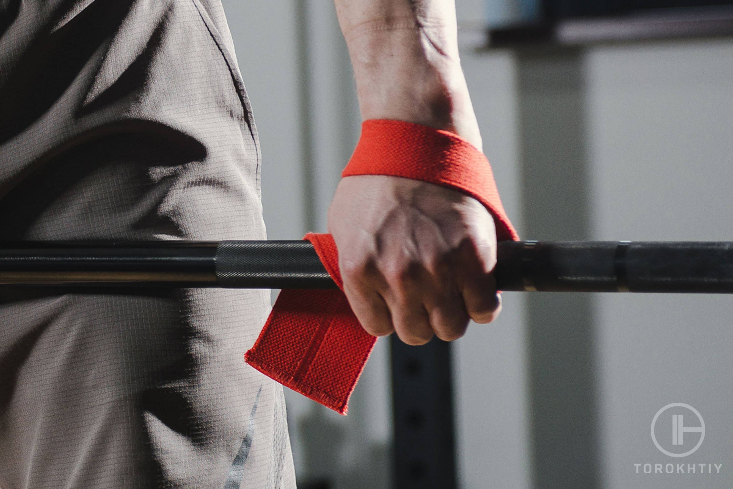 How to Use Deadlift Straps: A Step-By-Step Guide – Torokhtiy