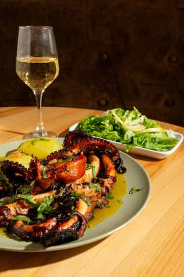Discover the secrets of Portuguese cuisine