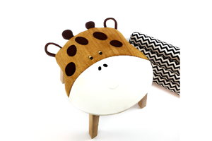 Children’s wooden table: Giraffe themed