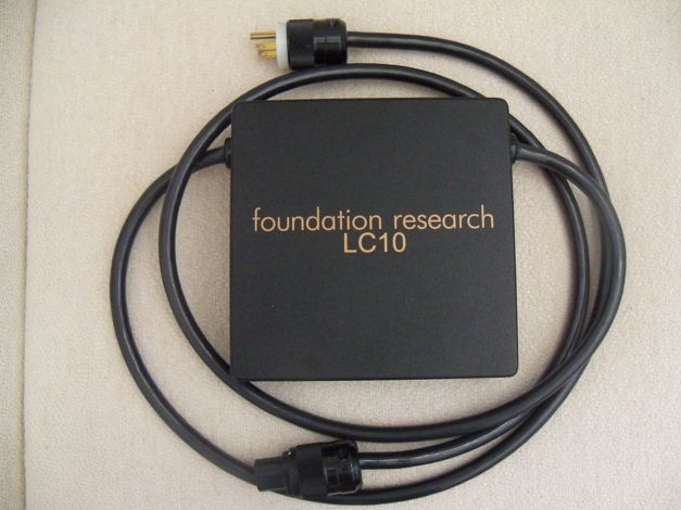 Foundation Research LC-10 conditioner IEC power cord