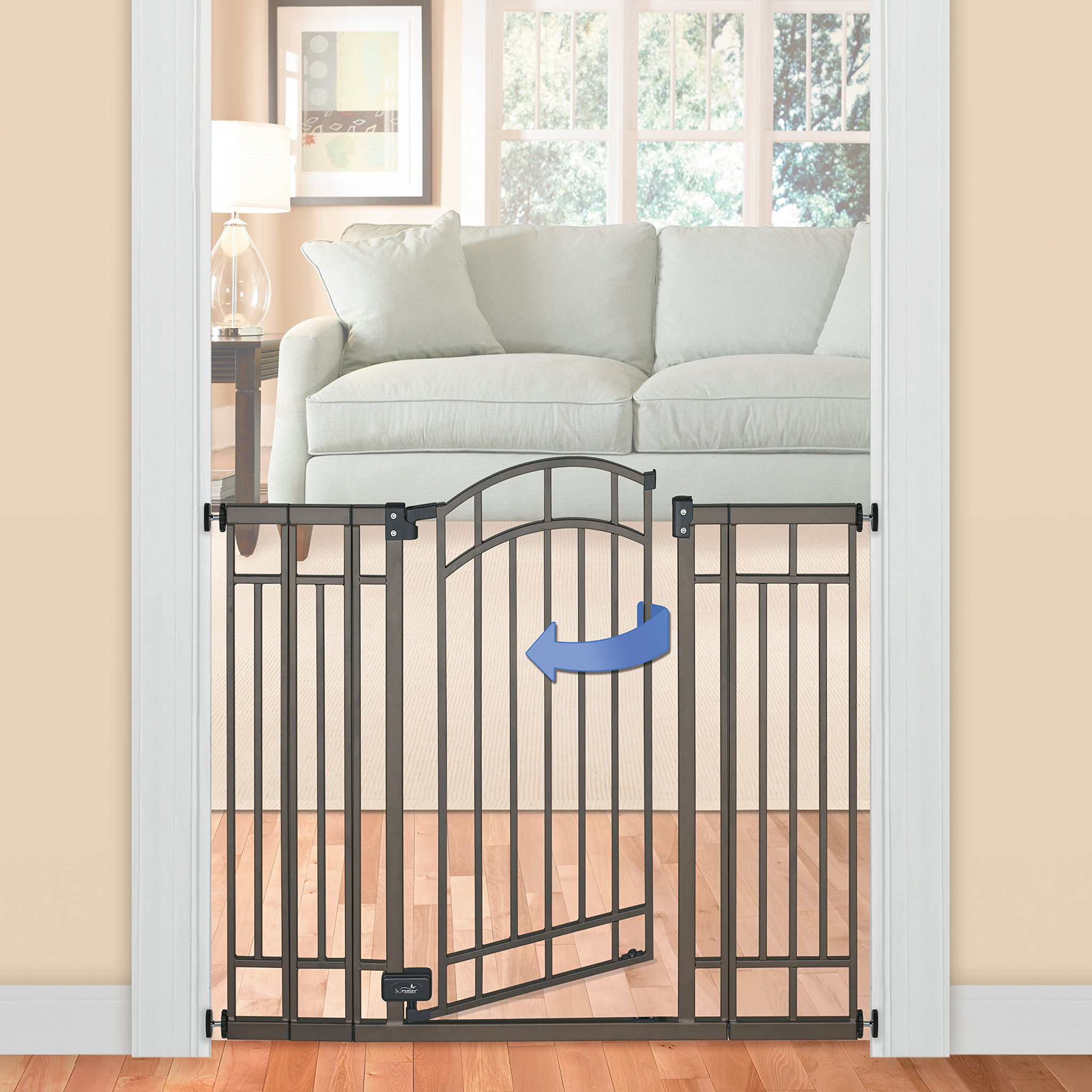 safety 1st walk thru gate