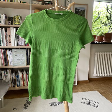 Grünes Shirt