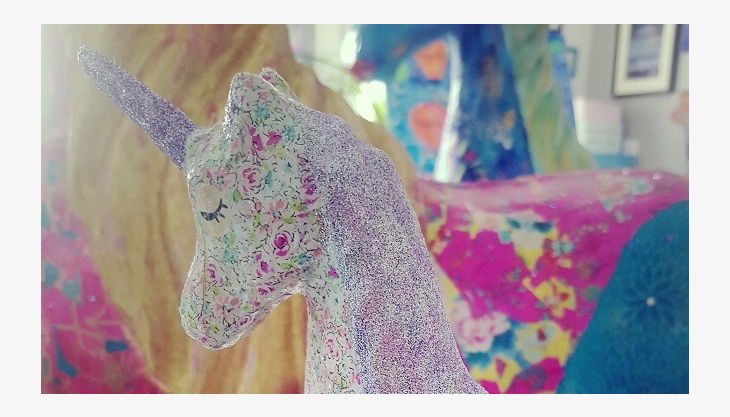 moogies art consulting buntes einhorn