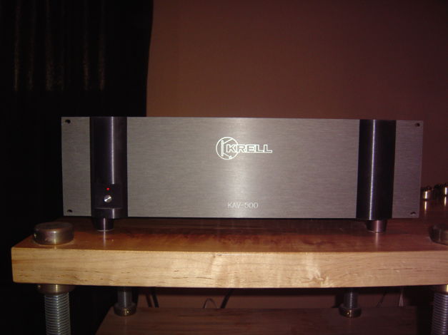 Krell  KAV 500 5 Channel Amplifier