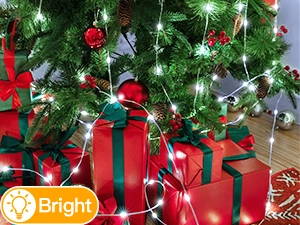 Ollny's 600 leds clear wire cool white Christmas lights are safe to touch