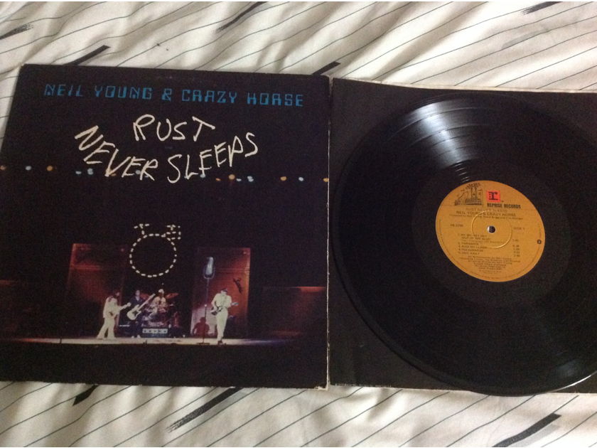 Neil Young & Crazy Horse - Rust Never Sleeps Reprise Records Vinyl  LP