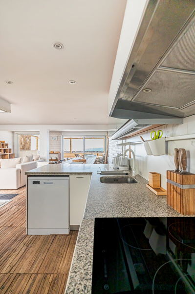 Villa Carnon cuisine