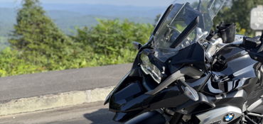 2016 BMW R 1200 GS motorcycle for rent near Hamptonville, NC