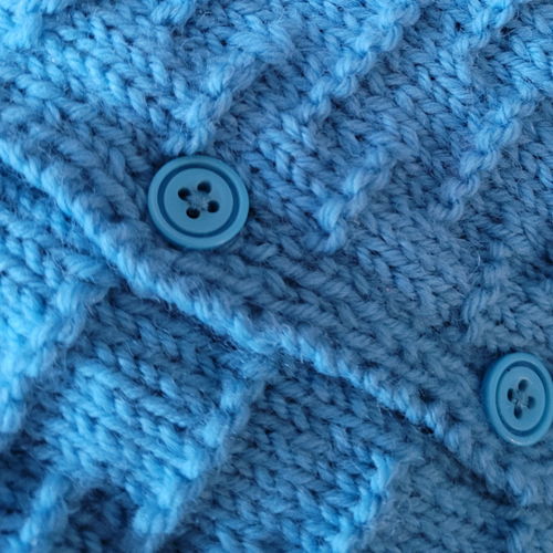 Child's button up vest in 8 ply