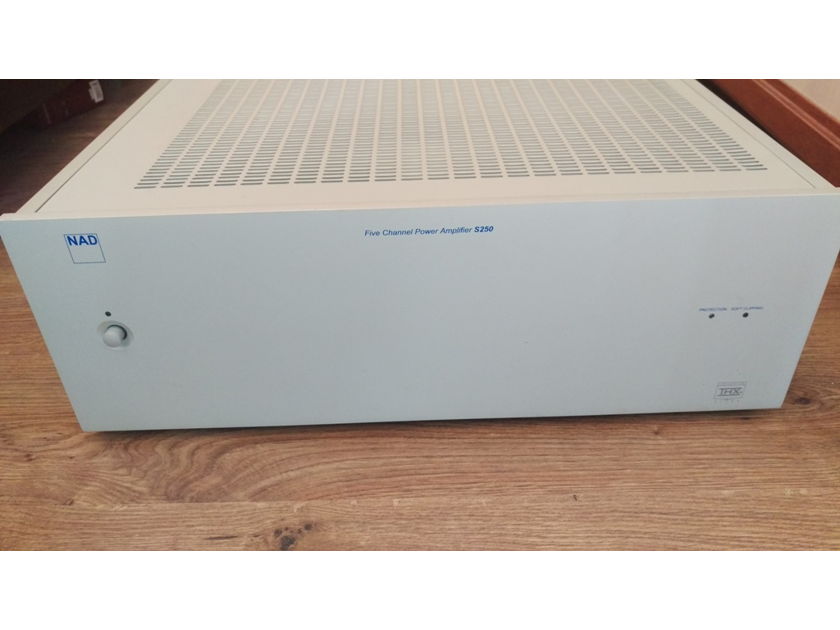 NAD S250 5 channel HiEnd power amplifier