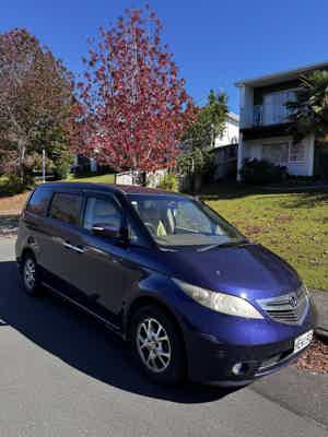 Self Contained Honda Elysion 2004 for $7500