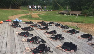 querfeldein hochseilgarten sicherheitsausrüstung