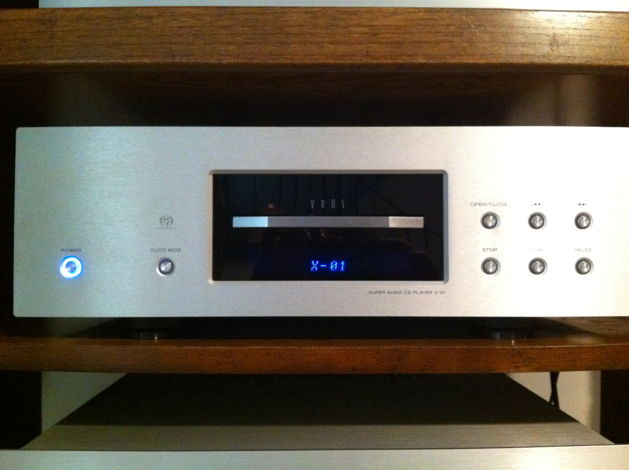 Esoteric X-01 CD/Super Audio player