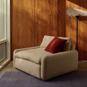 Sink Down Lounge Chair