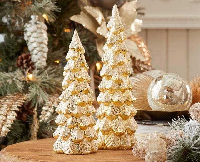 outdoor decoration nutcrackers with wreath and candy cane