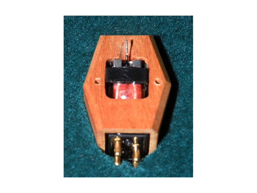 GRADO THE REFERENCE STANDARD OUTPUT CARTRIDGE